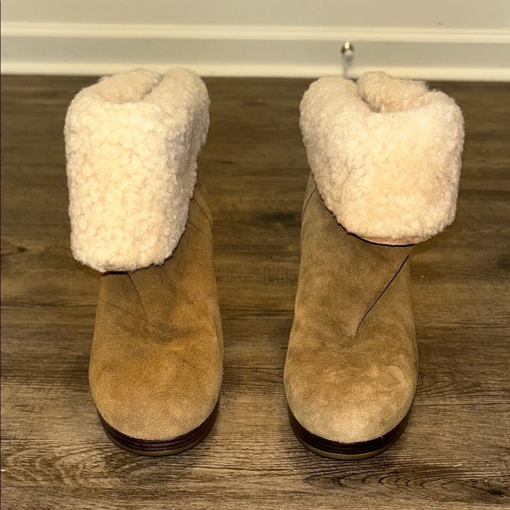 UGG Tan Shearling Heeled Winter Boots